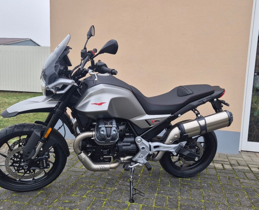 V85TT Strada E5+